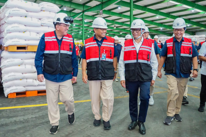 Tenang.. Pasokan Pupuk Tersedia Kok!