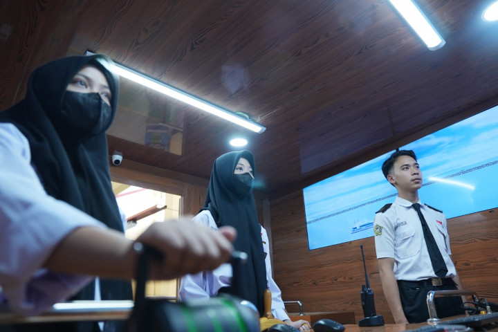Ship Simulator Bikinan Dalam Negeri Mudahkan Praktikum Siswa dan Diklat Guru
