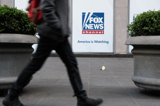Sengaja Sebar Berita Hoaks, Fox News Bayar Uang Damai Rp11 Triliun