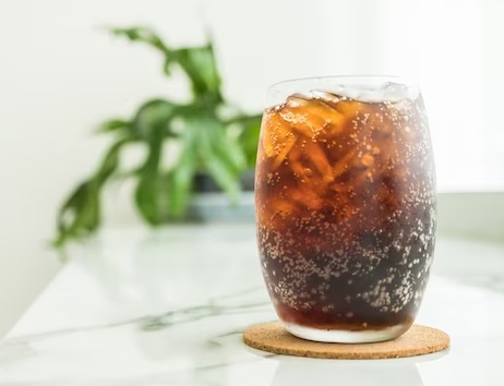 Minuman bersoda.  (Foto: Ilustrasi. Dok. Freepik.com)