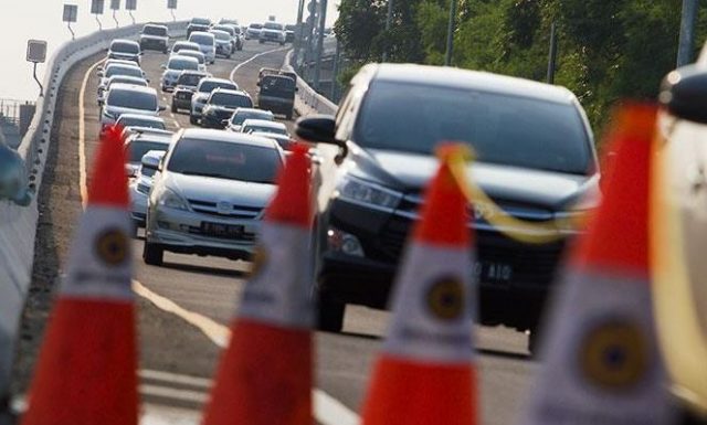 Pemudik Diminta Tak Telena Kondisi Sepi Tol Cisumdawu