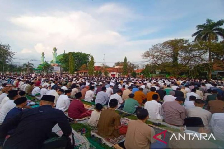 Salat Id di Tangsel Dipusatkan di 2 Masjid