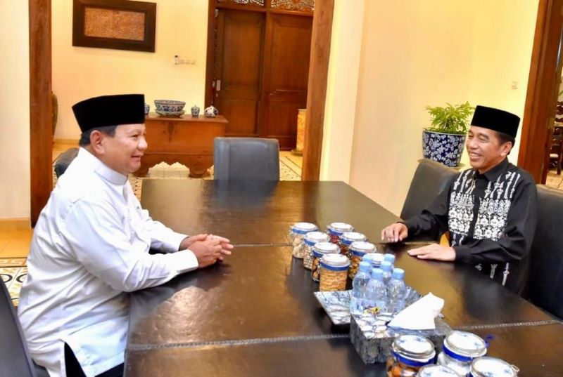 Ketua Umum Gerindra Prabowo Subianto dan Presiden Jokowi. Foto: Istimewa