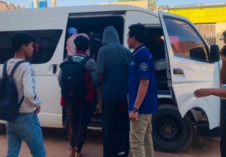 Buru-buru Evakuasi Warga Asing dari Pertempuran Sudan, Bagaimana Nasib WNI?