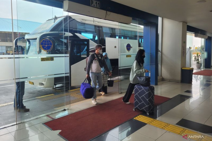 H+1 Lebaran, Terminal Pulo Gebang Masih Sepi Pemudik Arus Balik