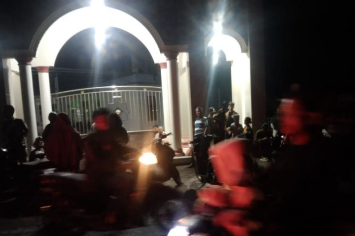 Pascagempa Sejumlah Warga Kabupaten Kepulauan Mentawai Masih Mengungsi