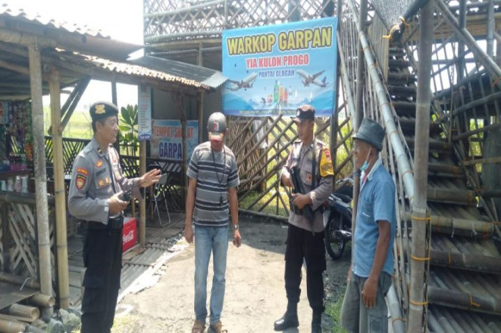 Polres Kulon Progo Sisir Pantai Antisipasi Balon Udara Liar