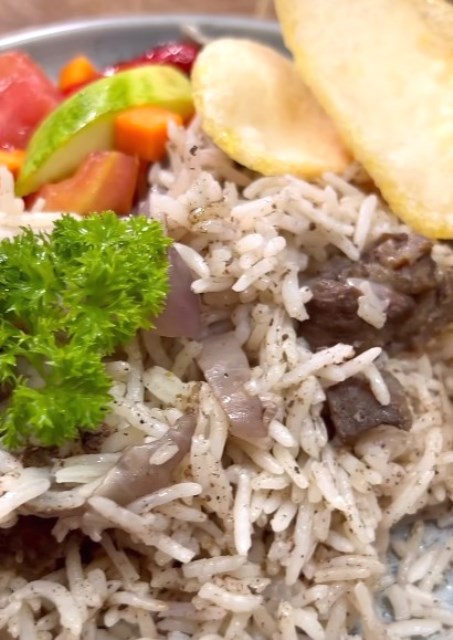 Resep Nasi Kebuli Daging Pakai Rice Cooker, Makanan Simpel untuk Lebaran