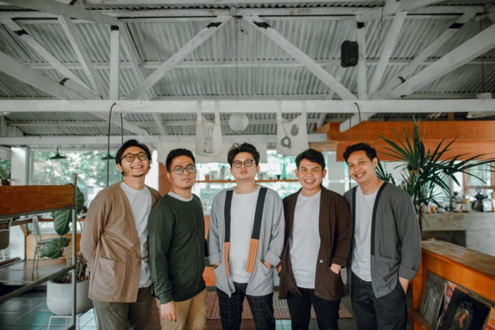 Stage Bus Jazz Tour Sambangi 8 Kota, Hadirkan Pamungkas hingga Juicy Luicy