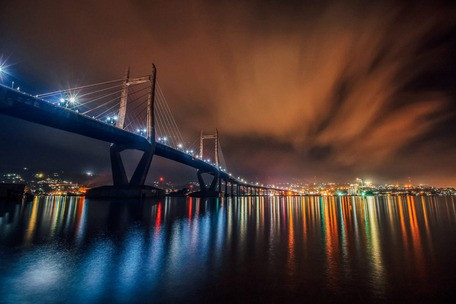 Jembatan Merah Putih. Foto: dispar.malukuprov.go.id