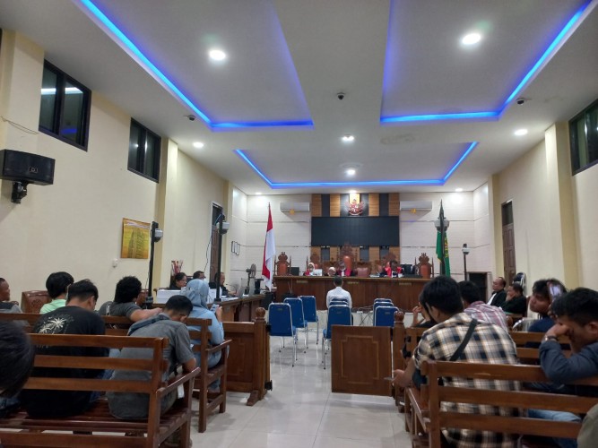 Eks Rektor Unila Karomani Dituntut 12 Tahun Penjara