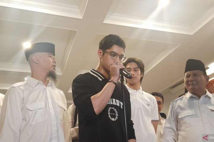 Iwan Bule, Al Ghazali, dan El Rumi Resmi Gabung Gerindra