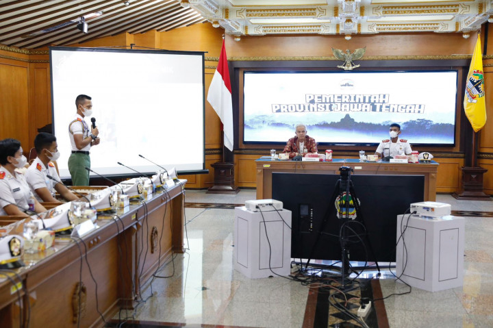 Ganjar Dorong Universitas Pertahanan Jadi Tujuan Lulusan SMK Jateng
