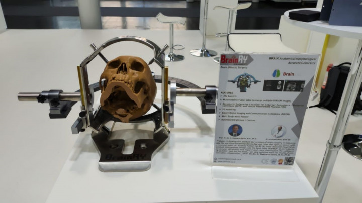 Mengenal Alat Dukung Bedah Saraf Otak Bikinan ITS yang Sempat Mejeng di Hannover Messe 2023