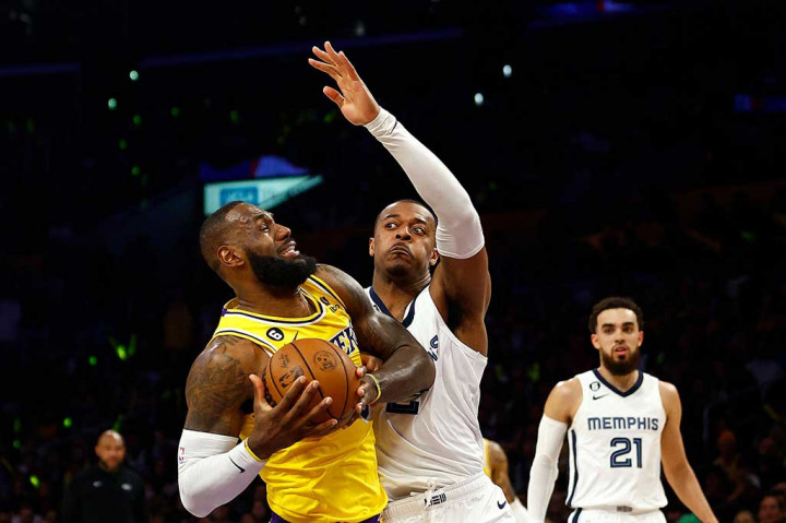 NBA: Bungkam Grizzlies, Lakers ke Semifinal Wilayah Barat