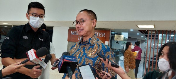 PAN Tinggal <i>Klik</i> dengan Prabowo, Tapi Diajak Dukung Ganjar Juga