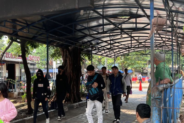 Jangan Jadi 'Beban' Ya! Pendatang Wajib Punya Pekerjaan