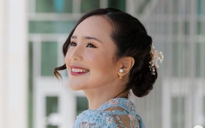 Beby Tsabina Lulus dengan Predikat Summa <i>Cum Laude</i>, Apa Artinya?