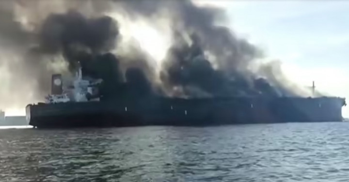 Kapal Tanker Terbakar di Malaysia, Tiga ABK Hilang