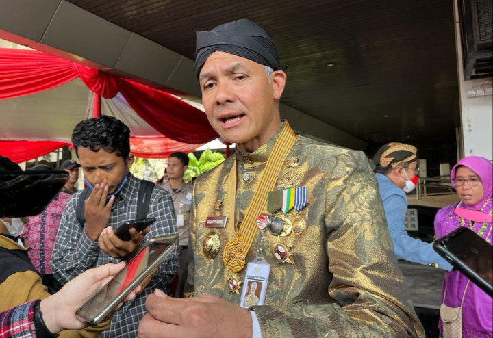 Ganjar Pastikan Warga Jateng Terdampak Konflik Sudan Pulang dengan Selamat