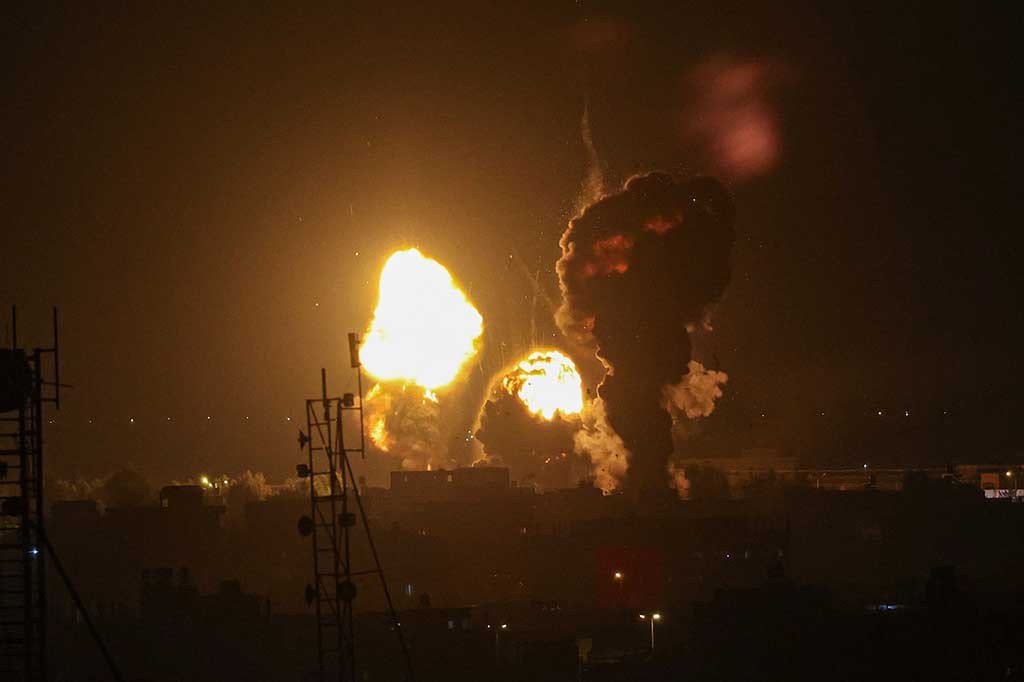 Israel menggempur Gaza dalam sebuah serangan balasan. Foto: AFP