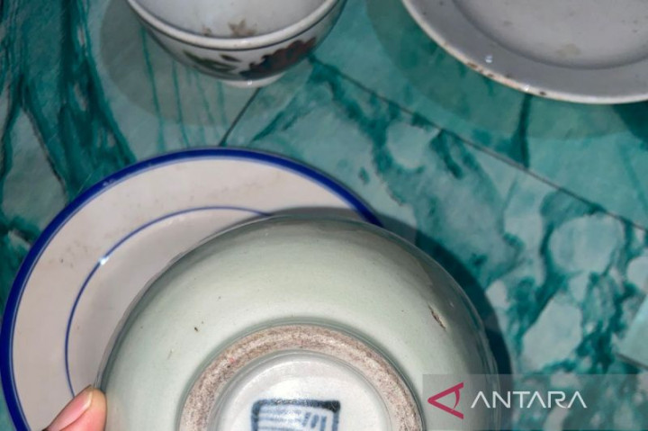 Nelayan Jambi Temukan Perkakas Kuno Saat Melaut