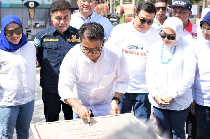 Stafsus Presiden Nilai Festival Karampuang Sulbar Dongkrak Ekonomi Masyarakat