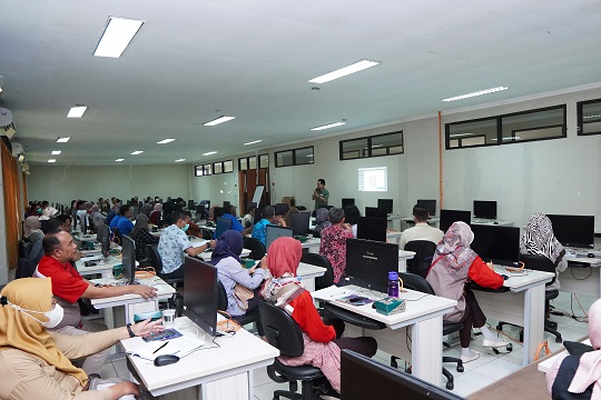 Persiapan SNBT, Panitia Pusat UTBK Unsoed Sosialisasi Tugas Pengawas