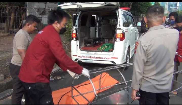 Lansia di Jakpus Ditemukan Tewas dalam Selokan, Diduga Keracunan