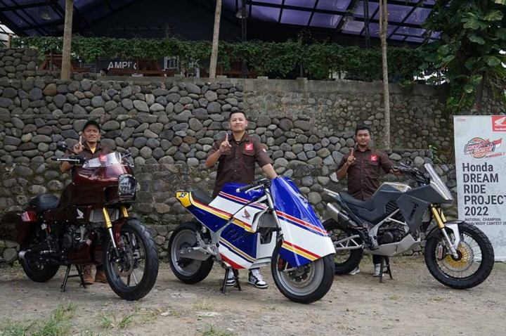 Nyeleneh Tapi Legal, Kenalin Nih CB150X Garapan Jawara HMC