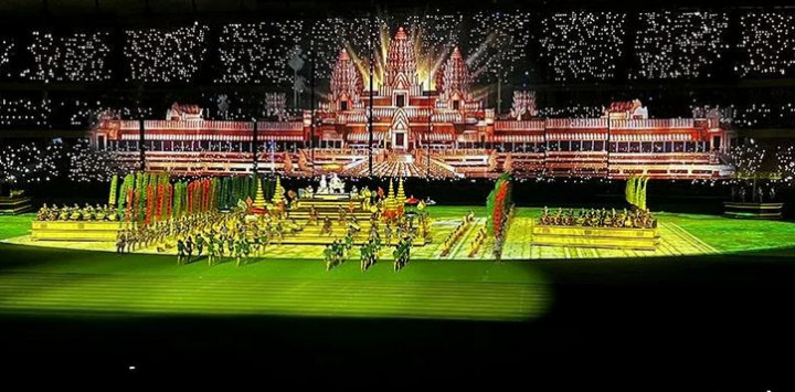 Gemerlap Cahaya Warnai Pembukaan SEA Games 2023 Kamboja