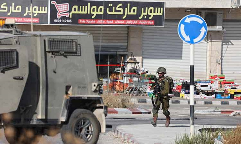 Prajurit Israel berpatroli di Tepi Barat. (AFP)