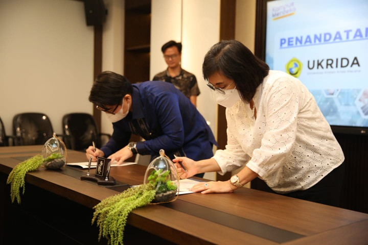 Tingkatkan Kualitas Pendidikan, Ukrida dan Odysee Education Indonesia Teken MoU Bersama