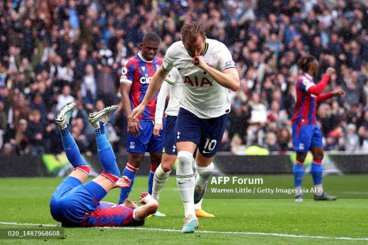Spurs Susah Payah Taklukkan Palace
