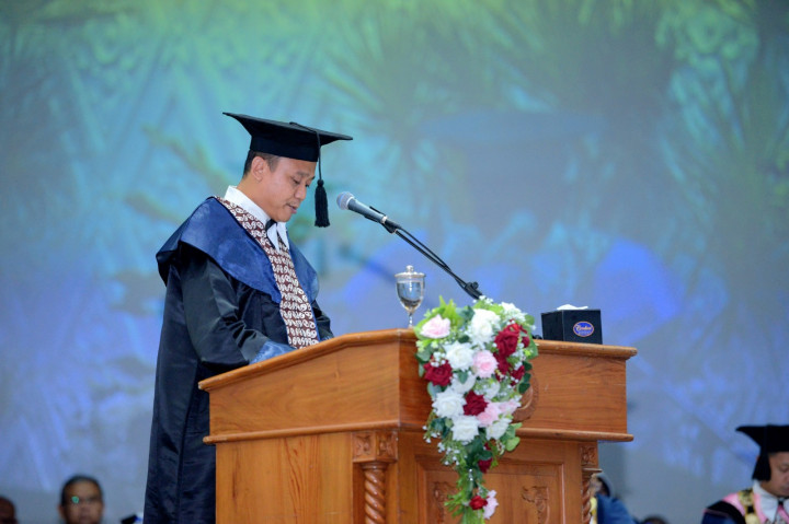 Cerita Nasrulloh, Guru Besar Termuda Sepanjang Sejarah UNY