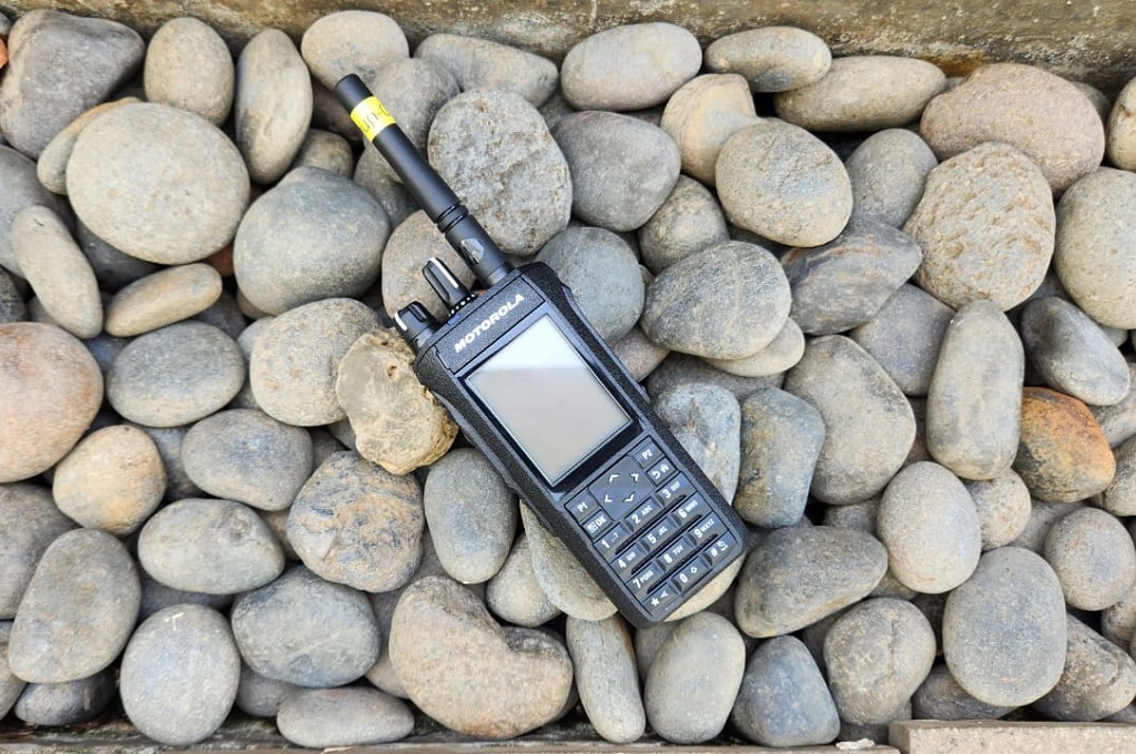 Motorola Mototrbo R7.