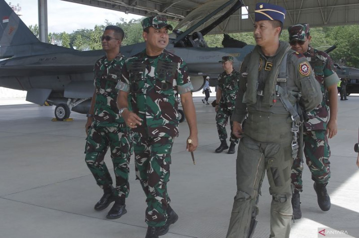 Pesawat Tempur F-16 Disiagakan Selama KTT ASEAN