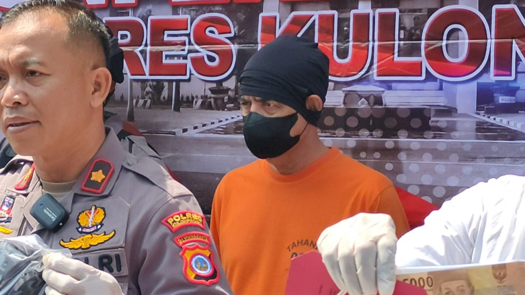 Lansia berinisial TSI, 62, memeras perempuan dengan ancaman menyebar video porno. Medcom.id/ Ahmad Mustaqim