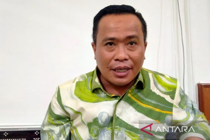 NTB Berangkatkan Calon Haji Tertua Berusia 102 Tahun