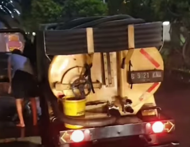Pemprov DKI Bakal Penjarakan Pemilik Truk Pembuang Limbah Tinja Sembarangan