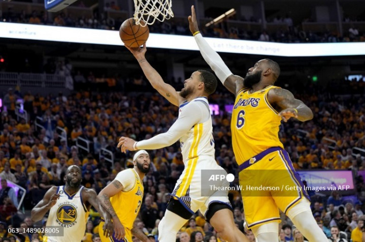 Playoff NBA: Bekuk Lakers, Warriors Jaga Asa