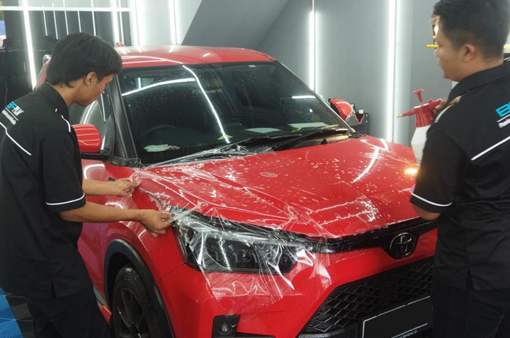 Selain Aplikasi Di Kaca, Kaca Film Bisa untuk Body Mobil
