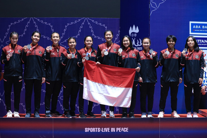 Tim Bulu Tangkis Putri Indonesia Persembahkan Medali Perak