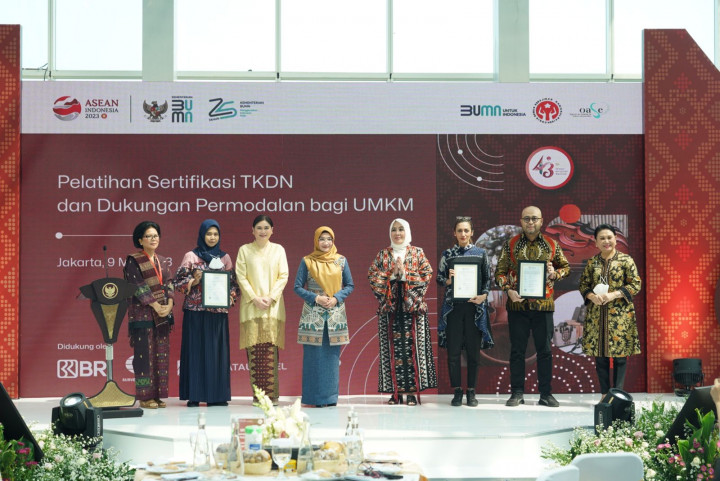 Biar UMKM Naik Kelas, Pelatihan Sertifikasi TKDN Jangan Ketinggalan!