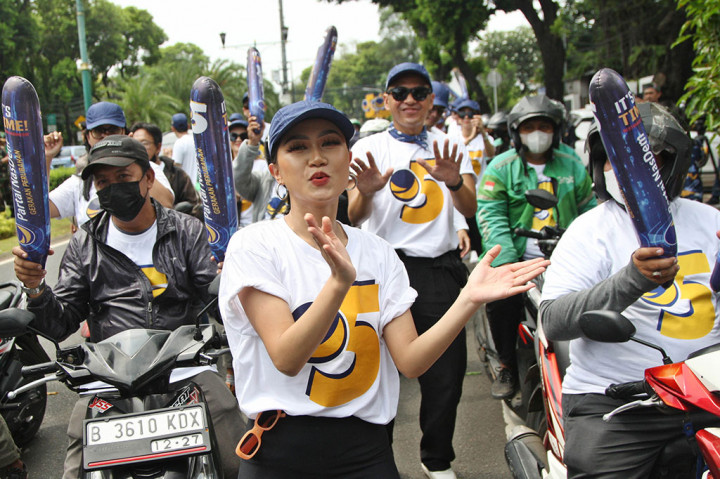 Konvoi Ojol Warnai Pendaftaran Bacaleg NasDem ke KPU