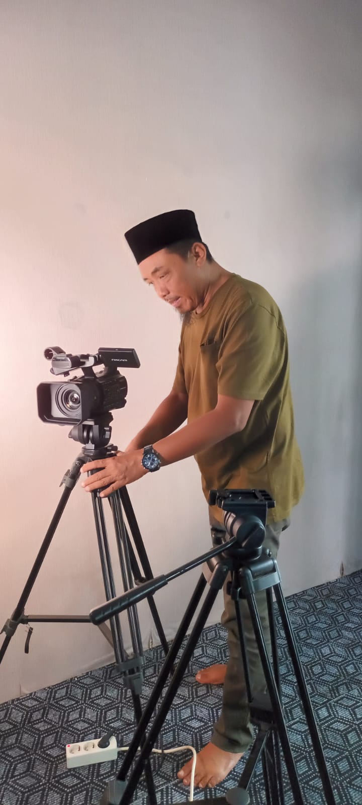 Tak Cukup Liput Penderitaan Rakyat Banten, Jurnalis Ini Maju Jadi Wakil Rakyat