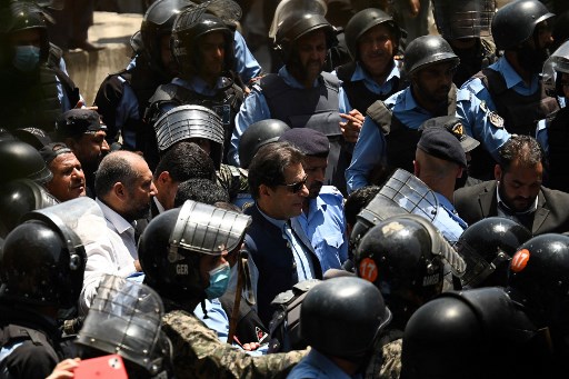 Penahanan Dinilai Ilegal, Imran Khan Bebas dengan Jaminan