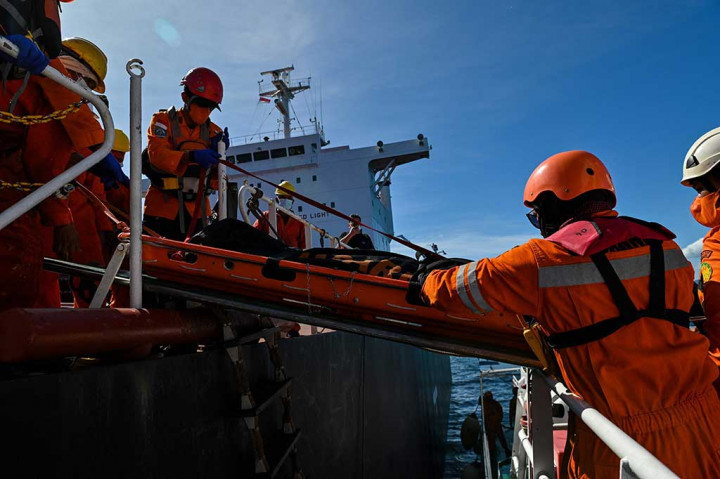 Momen Basarnas Evakuasi WN Filipina yang Tewas Kecelakaan Kerja