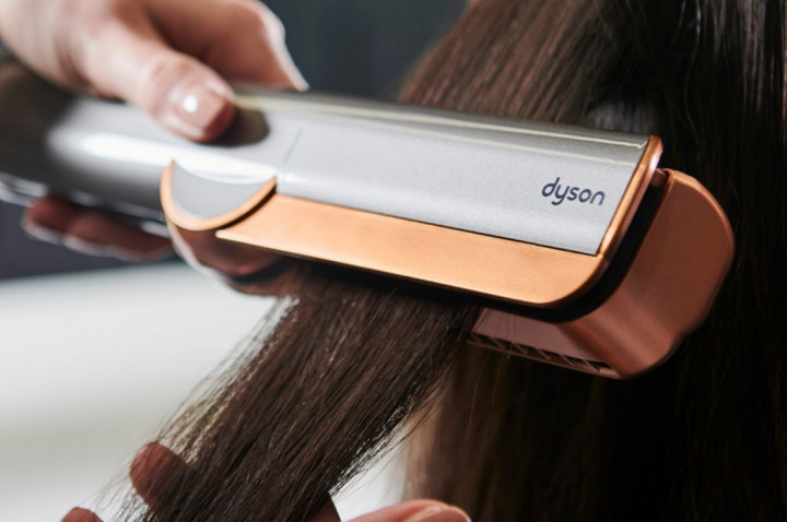 Dyson Memperkenalkan Alat Pelurus Rambut Dyson Airstrait