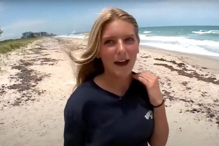 Luar Biasa! Remaja Putri Lawan Hiu yang Menyerangnya di Pantai Florida